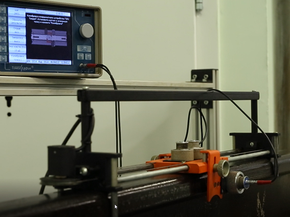 The «Tandem» scanner. Control of an electrocontact welded joint from the side faces by the echo-mirror method.