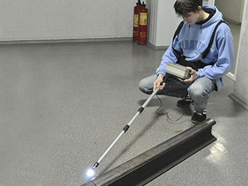 Visual inspection of the rail using a video scanner connected to the Tomograph UD4-TM flaw detector